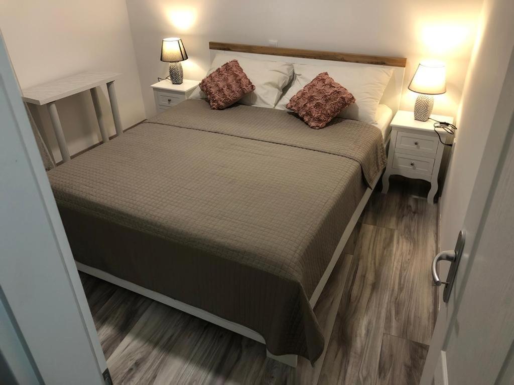 Rooms And Apartments Emily سبليت المظهر الخارجي الصورة
