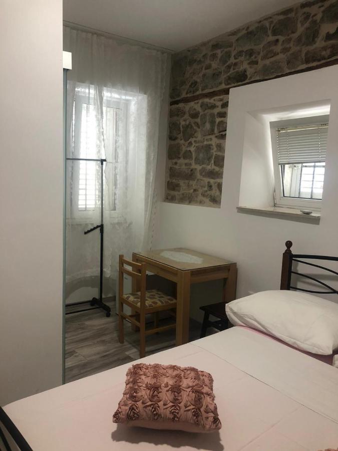 Rooms And Apartments Emily سبليت المظهر الخارجي الصورة