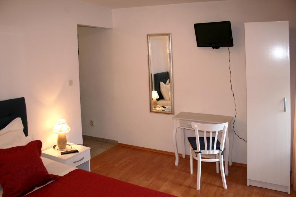 Rooms And Apartments Emily سبليت المظهر الخارجي الصورة